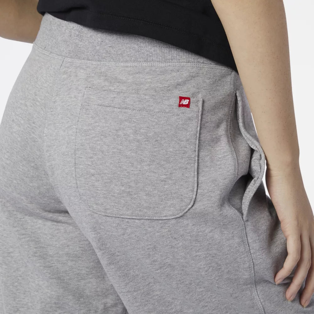 NB Essentials Stacked Logo Short