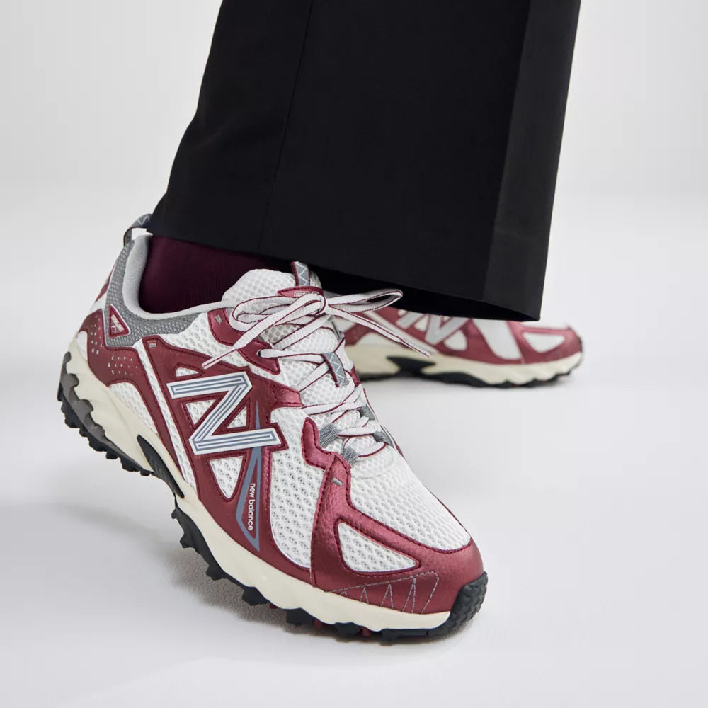 New Balance 610v1