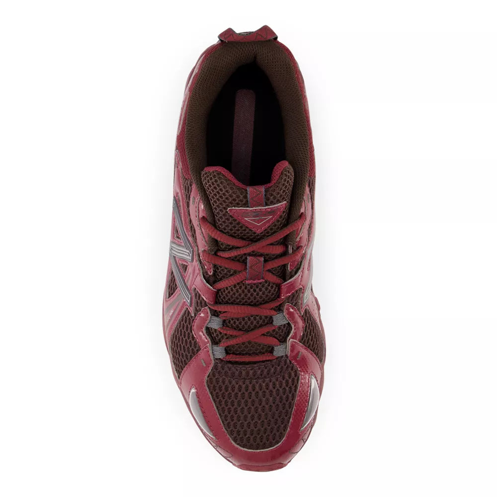 New Balance 610v1