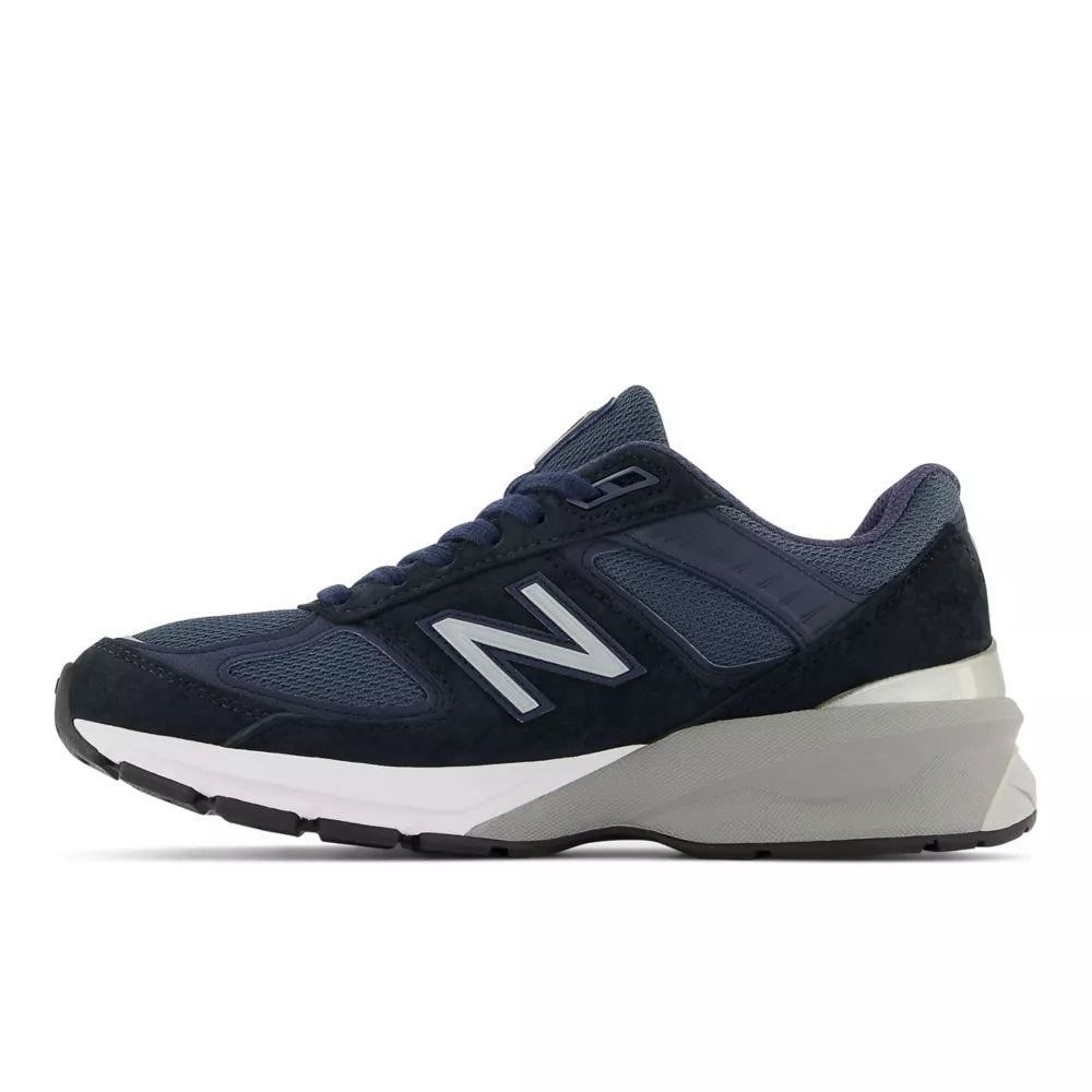 MADE in USA 990v5 Core