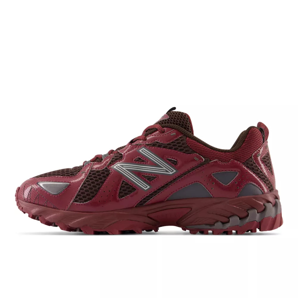 New Balance 610v1