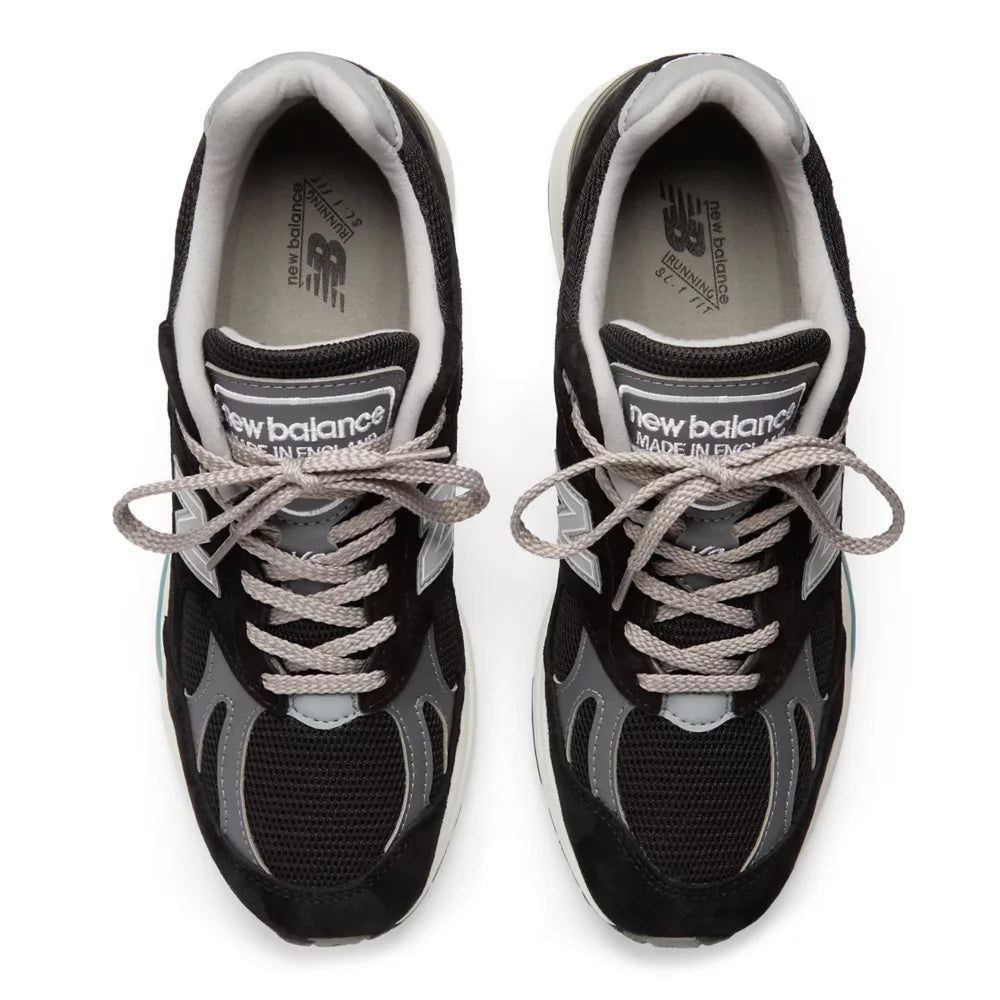 MADE in UK 991v2