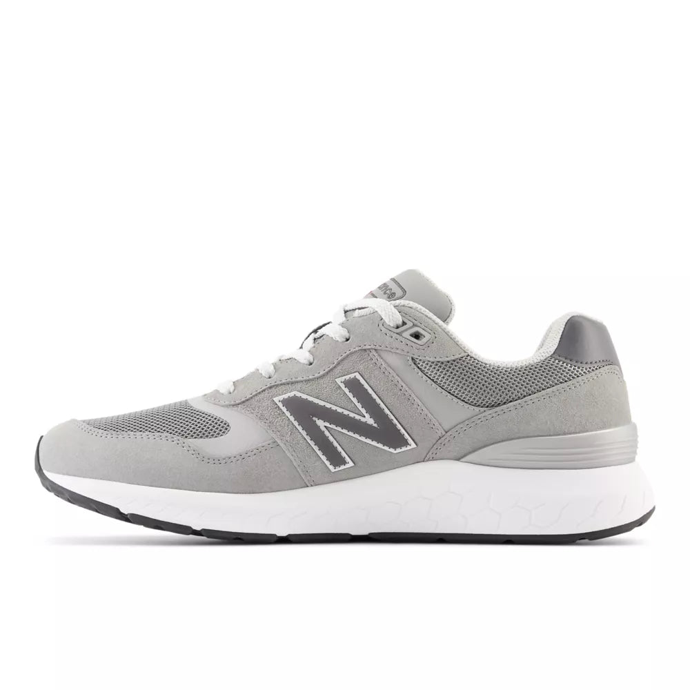 Walking Fresh Foam 880 v6